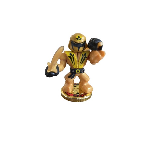 2021 Legends Of Akedo Series 1 SUNSHADOW ULTRA RARE 2” Figure Arcade Warriors - Picture 1 of 2